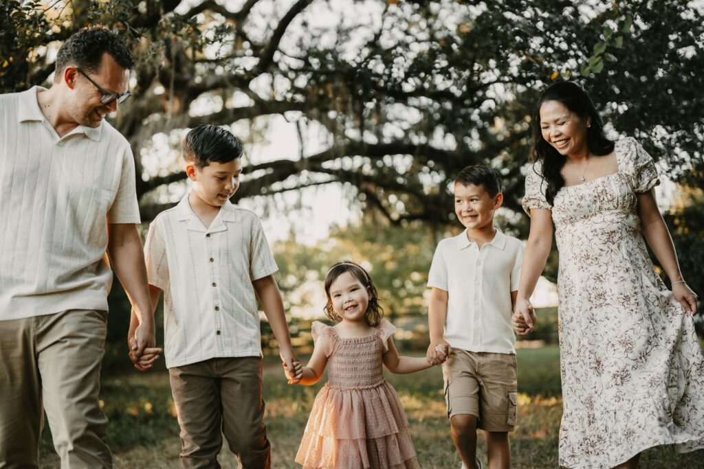 A group photo of the Blanch family.